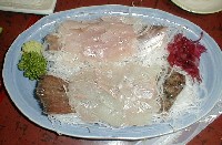 ���ځA���q
